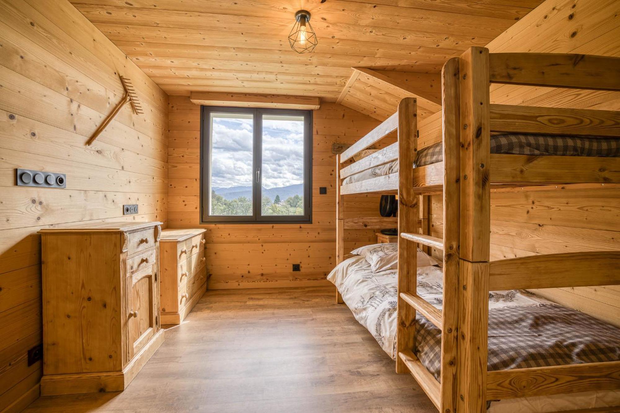 Le Chamois: Charming Chalet-Style Duplex with Mountain Views Epagny Metz-Tessy Exterior photo